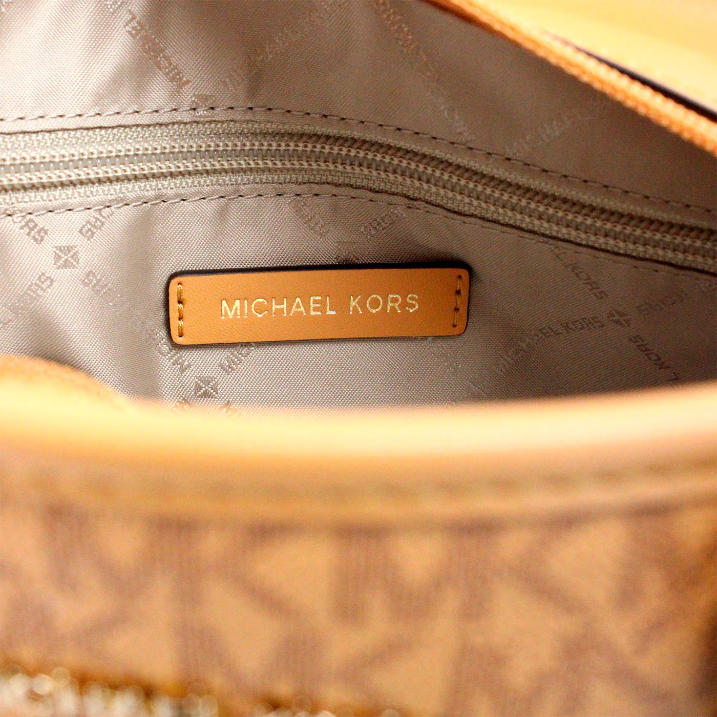 Michael Kors Jet Set XS Carryall Top Zip Tote Bag in Cider - Image 4