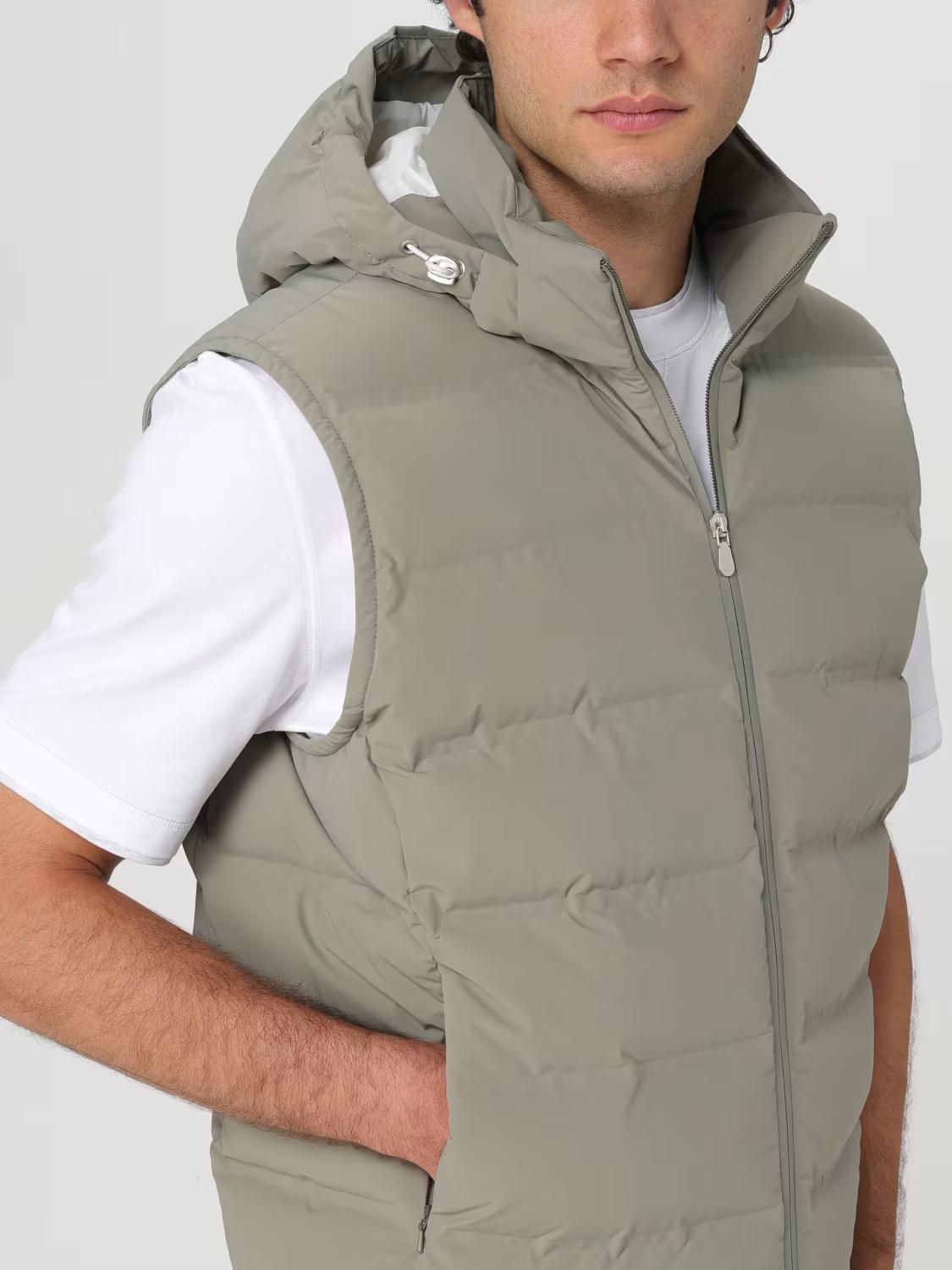 Brunello Cucinelli Down Vest with Adjustable Hood and Quilted Design - Image 6