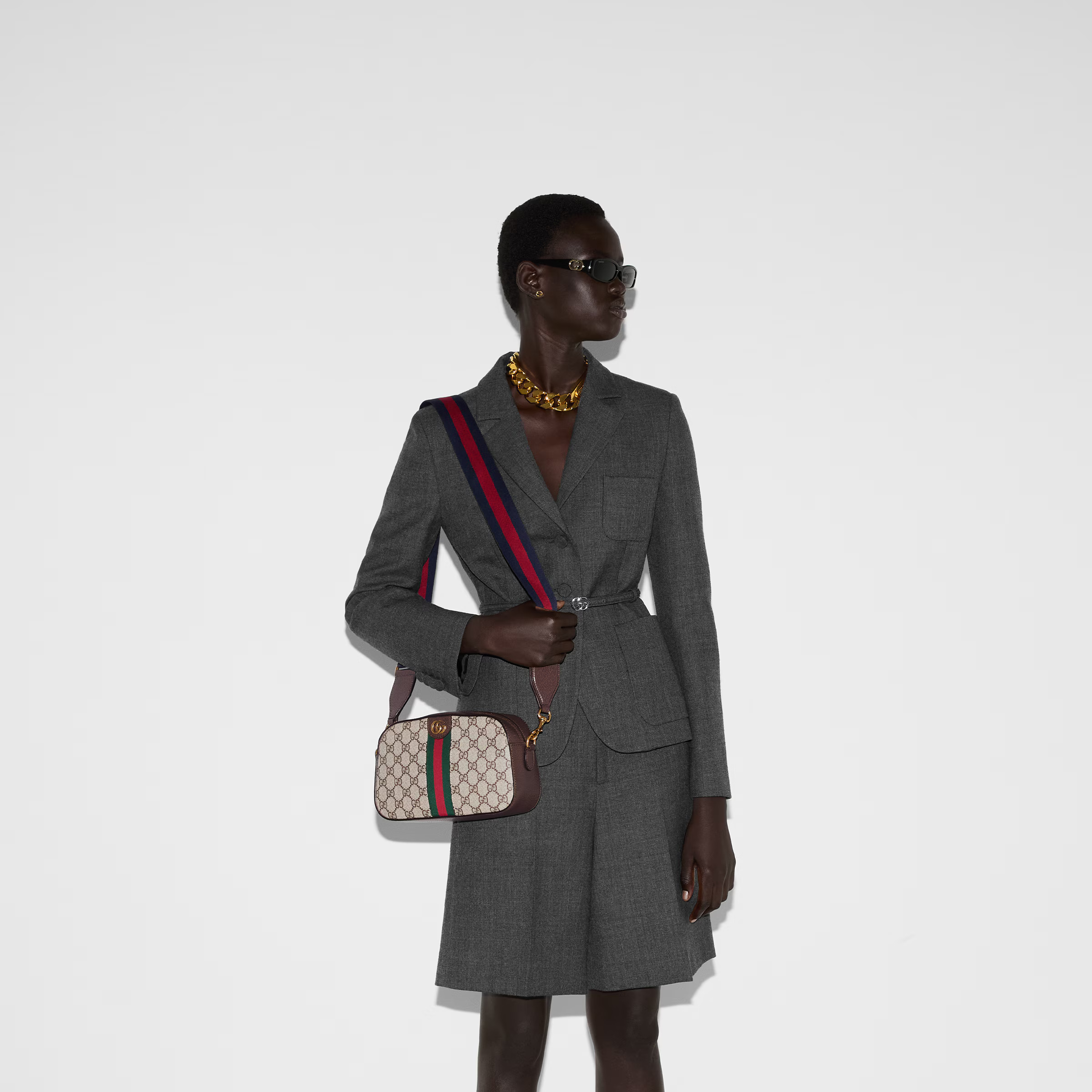 Gucci Compact GG Supreme Shoulder Bag with Adjustable Strap - Image 6