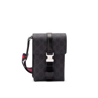 Gucci Shoulder Bag with Adjustable Strap and Iconic GG Logo Design