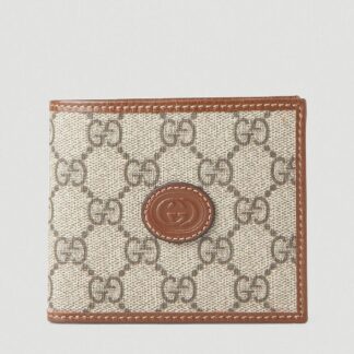 Gucci Wallet with GG Supreme Pattern and Leather Detailing