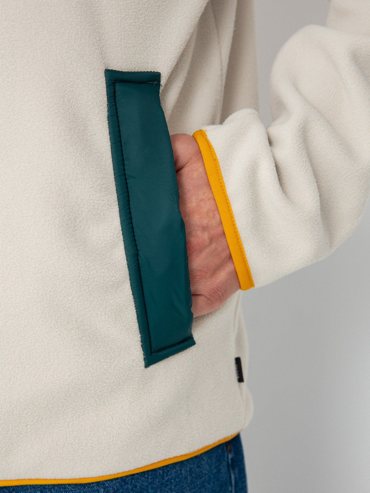 Vans Beige Fleece Sweatshirt with Branded Zip - Image 7