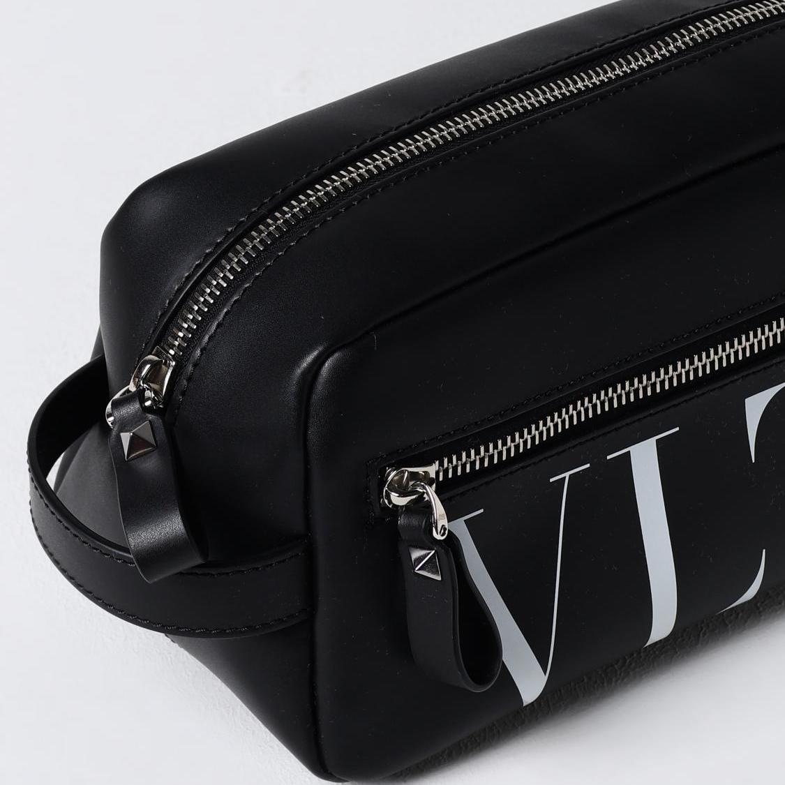 Valentino Garavani Calfskin Medium VLTN Beauty Case - Image 4