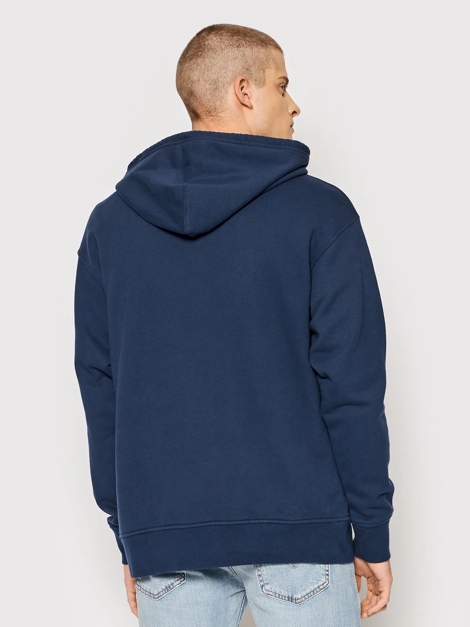 Levi’s Men's Plain Blue Hooded Sweatshirt for Spring/Summer - Image 5