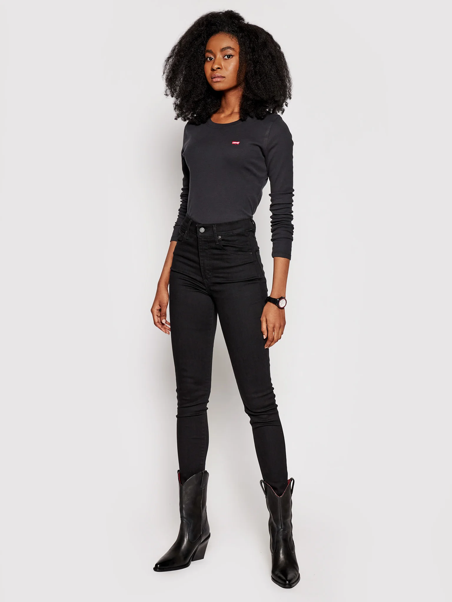 Levi’s Women’s Black Long-Sleeve T-Shirt - Image 4