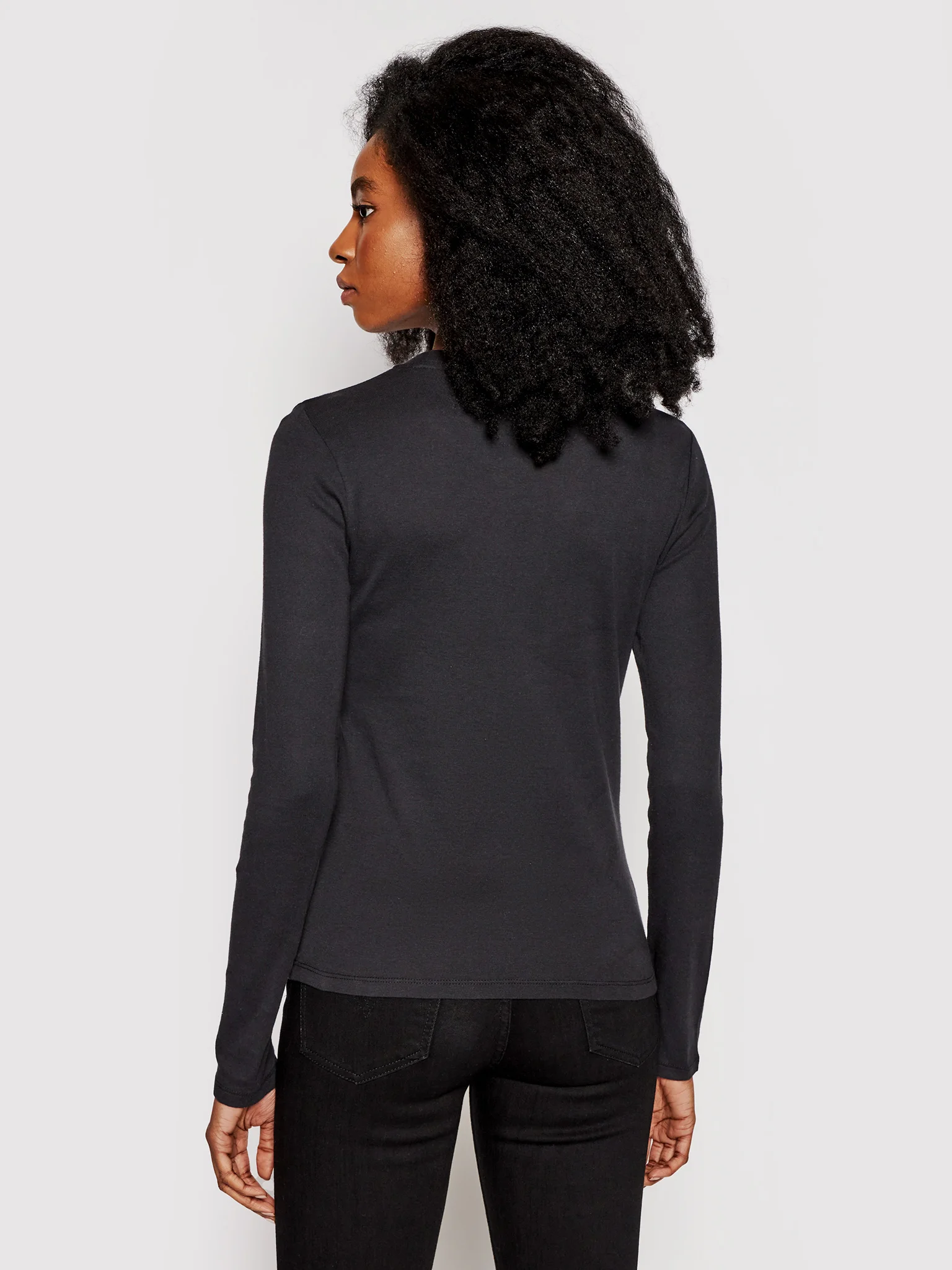 Levi’s Women’s Black Long-Sleeve T-Shirt - Image 3