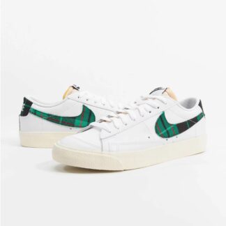 Nike Men's White Print Sneakers