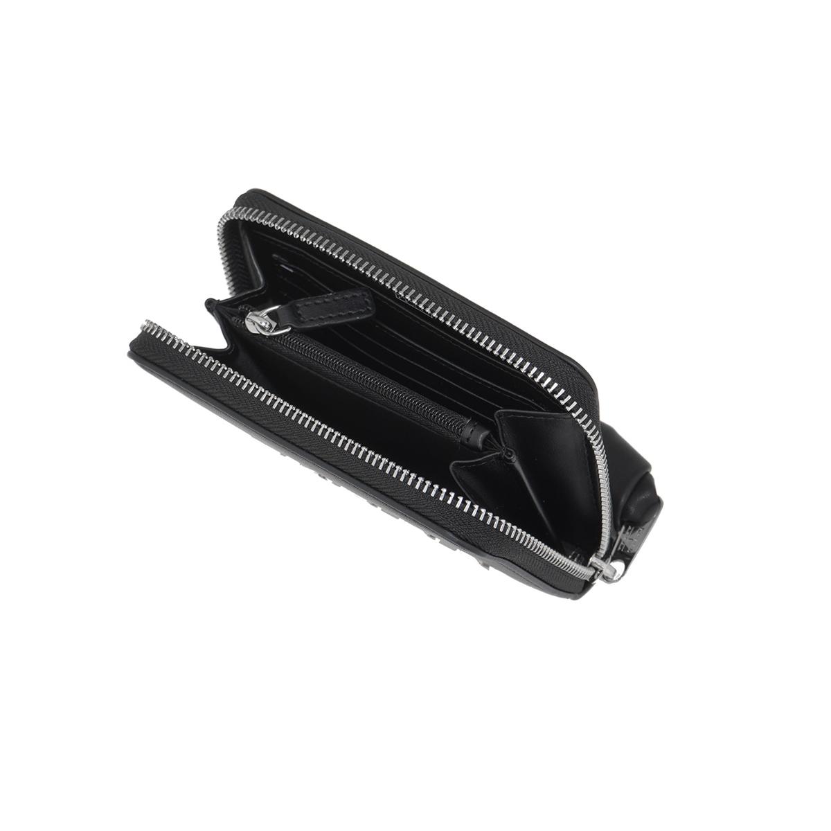 Tommy Hilfiger Women's Black Zip Wallet - Image 5