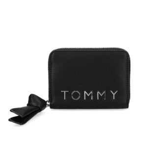 Tommy Hilfiger Women's Black Zip Wallet