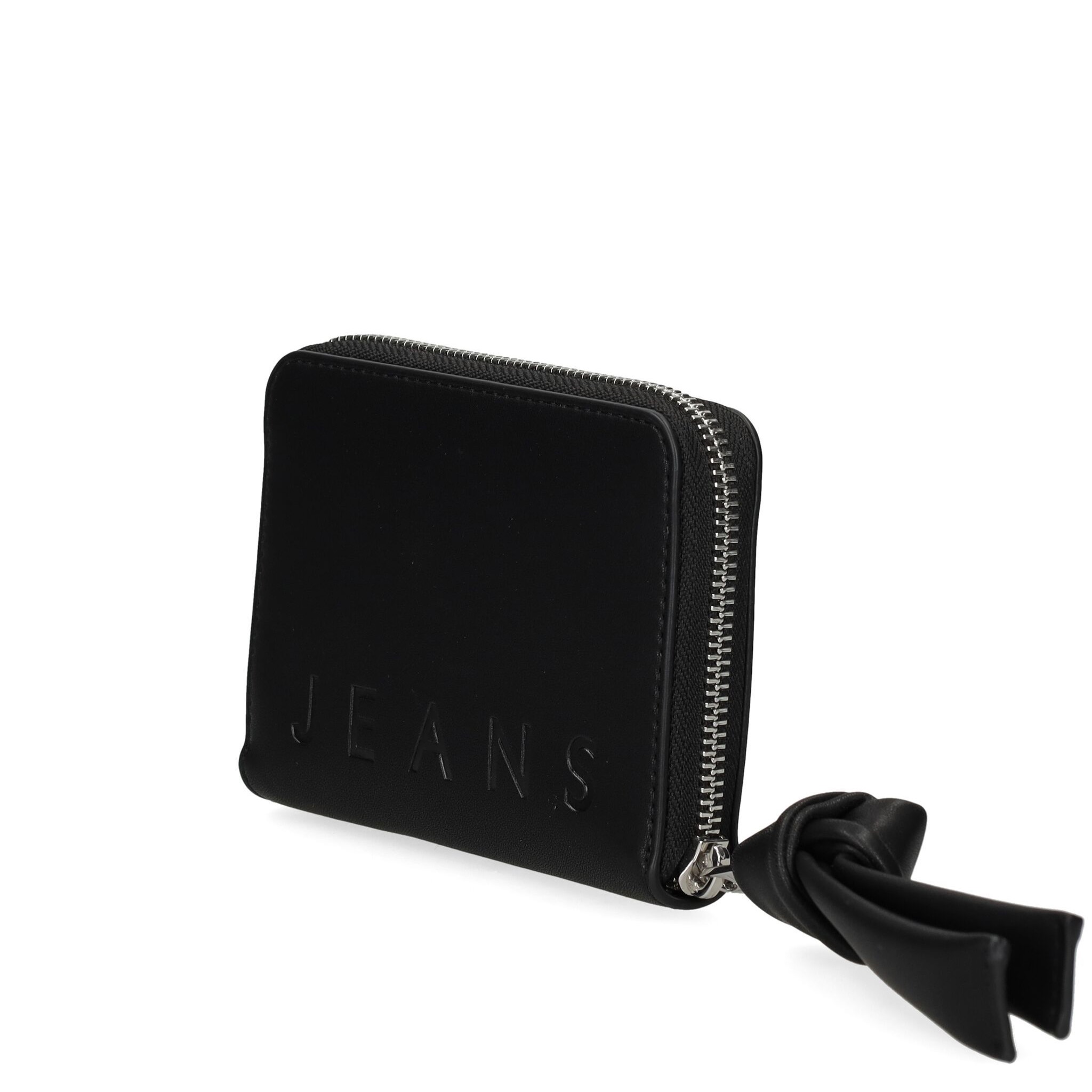 Tommy Hilfiger Women's Black Zip Wallet - Image 7