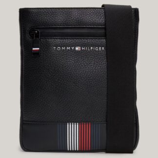Tommy Hilfiger Men’s Black Shoulder Bag with Zip Fastening