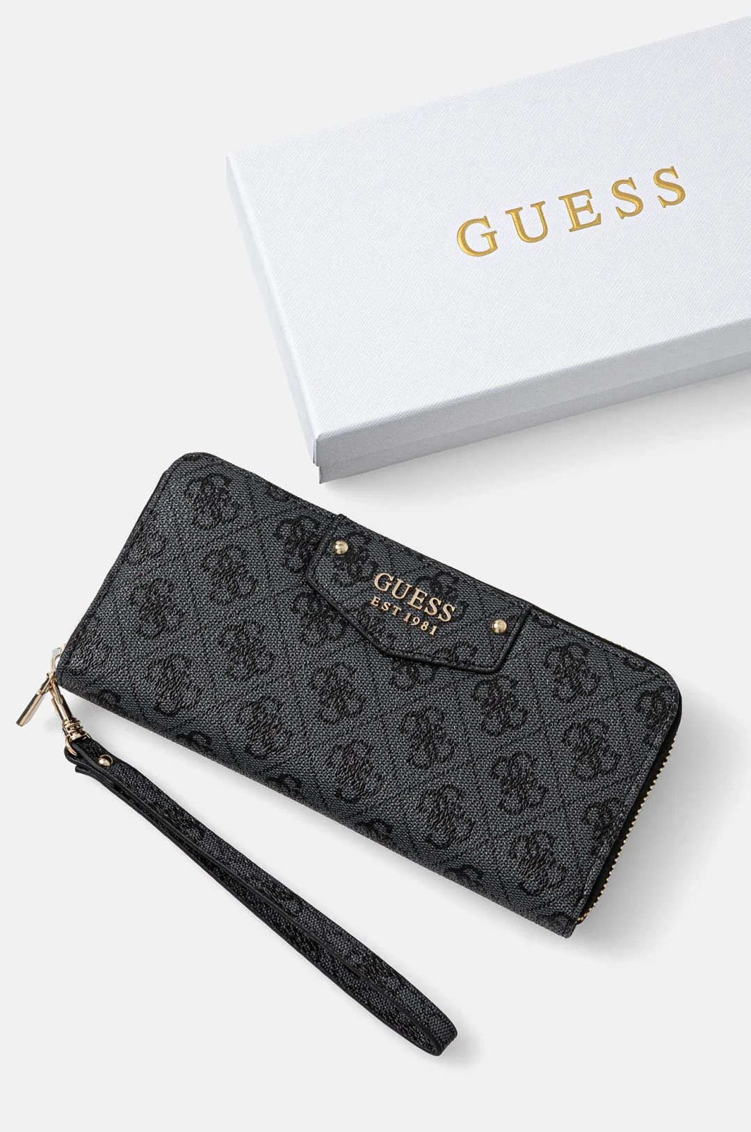 Guess Women's Black Large Printed Wallet - Image 2
