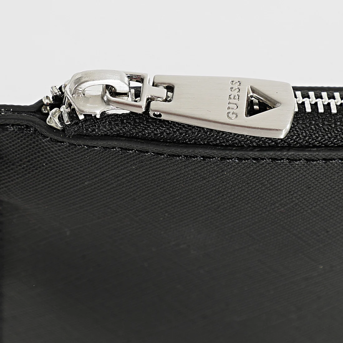 Guess Women's Black Plain Bag - Image 4