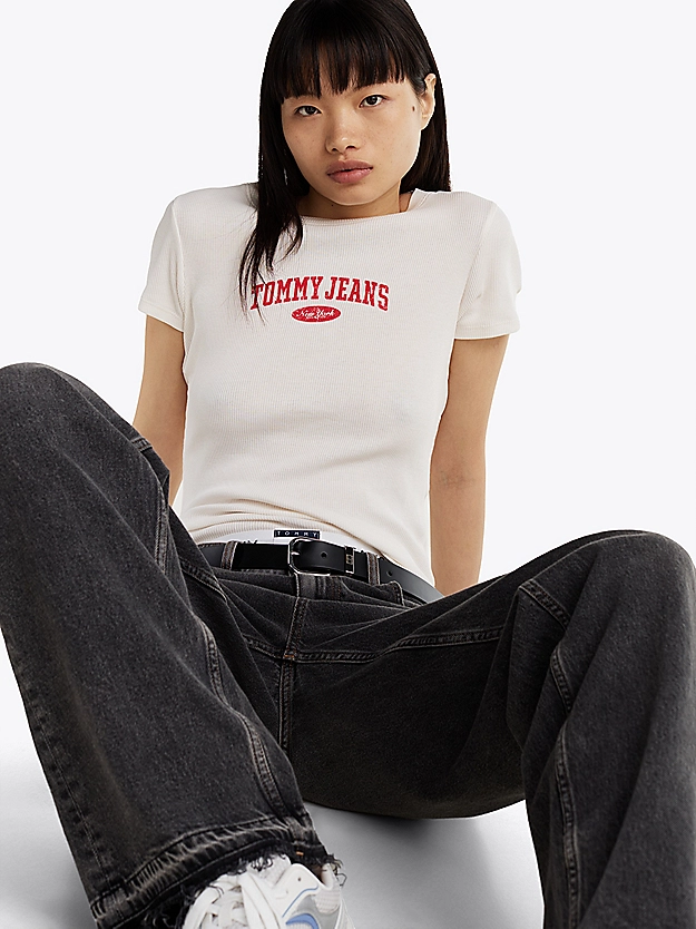 Tommy Hilfiger Women’s T-Shirt - Image 2